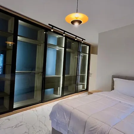 Zeus Deluxe 아파트 *